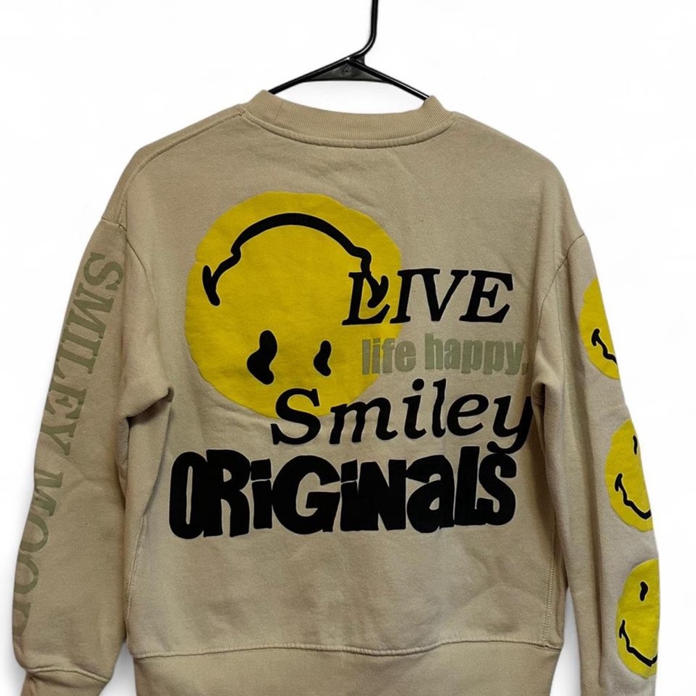 Zara Smiley World Graphic Crewneck Sweater